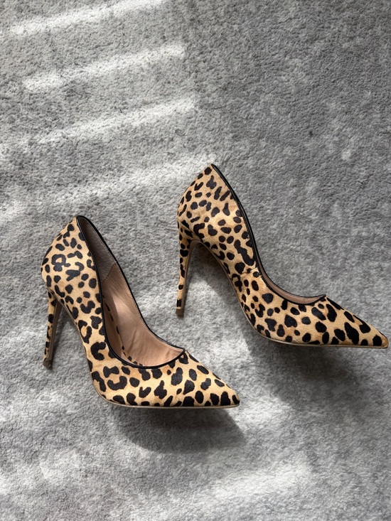 Steve Madden Shoes - Steve Madden high heels